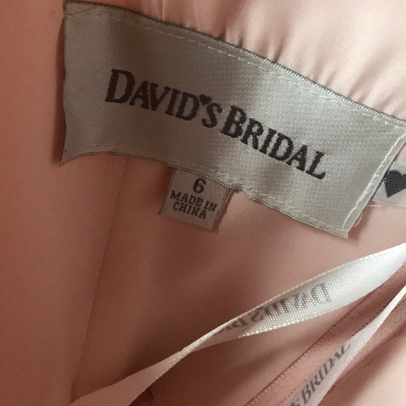 Strapless, lace dress - Picture 4 of 5